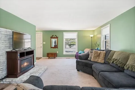 142 Ichabod Lane Hampden ME 04444