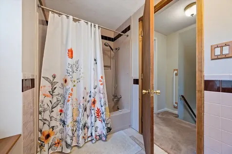 142 Ichabod Lane Hampden ME 04444