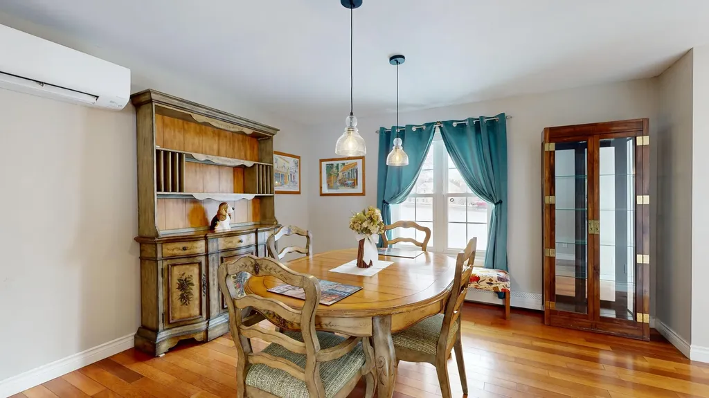 599 Court Street Auburn ME 04210