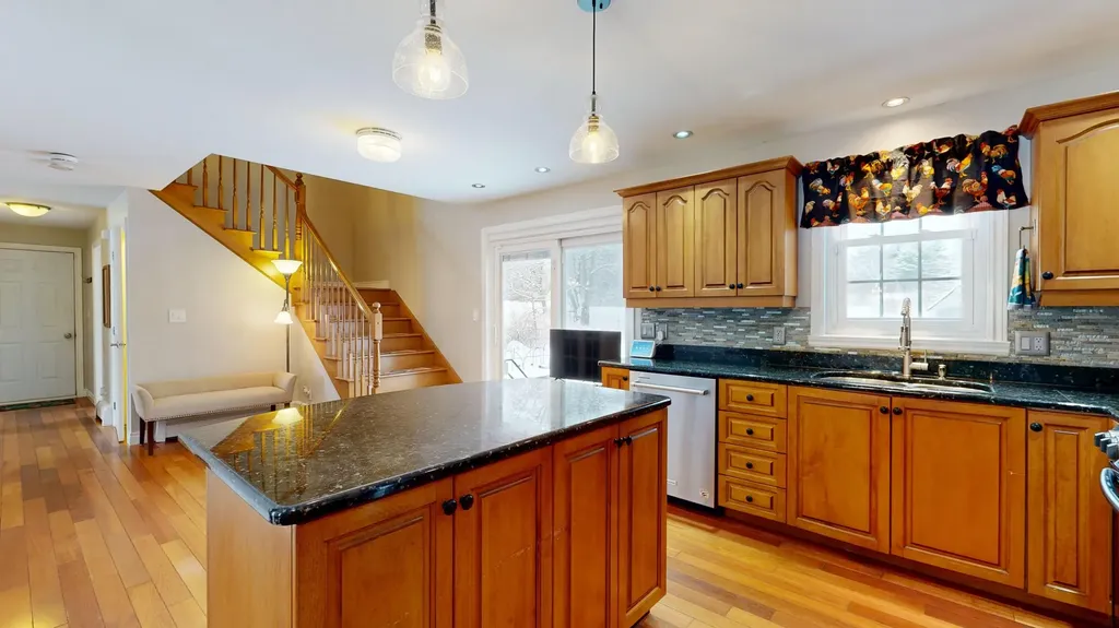 599 Court Street Auburn ME 04210