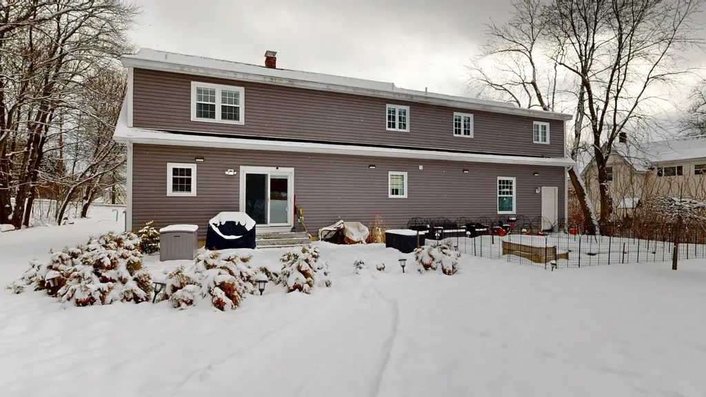 599 Court Street Auburn ME 04210