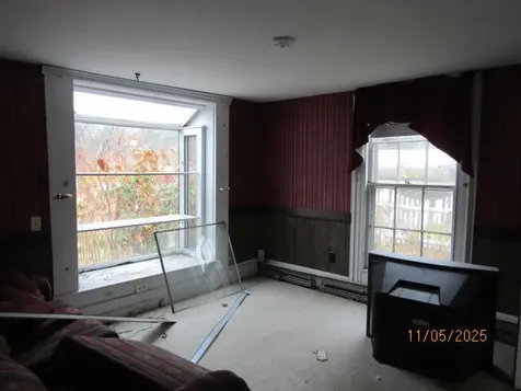 288 Shaker Road Gray ME 04039