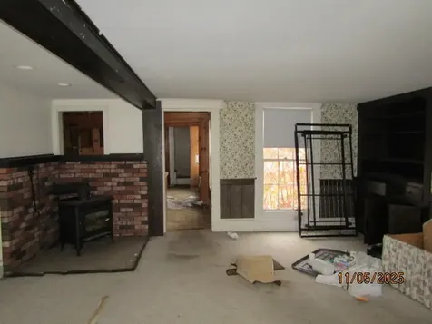 288 Shaker Road Gray ME 04039