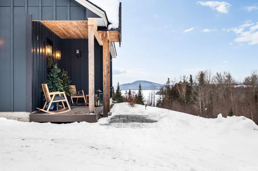 17 Moose Ridge Road Rangeley ME 04970