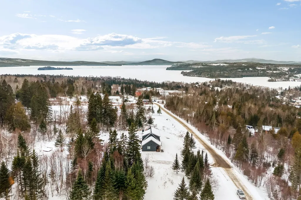 17 Moose Ridge Road Rangeley ME 04970
