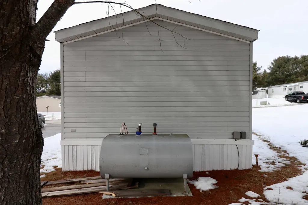 18 Purington Avenue Mechanic Falls ME 04256