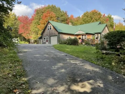 20 Nash Hill Road Newburgh ME 04444