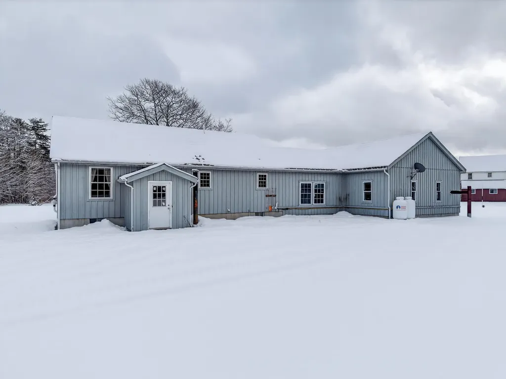 23 Robinson Way Bridgton ME 04009