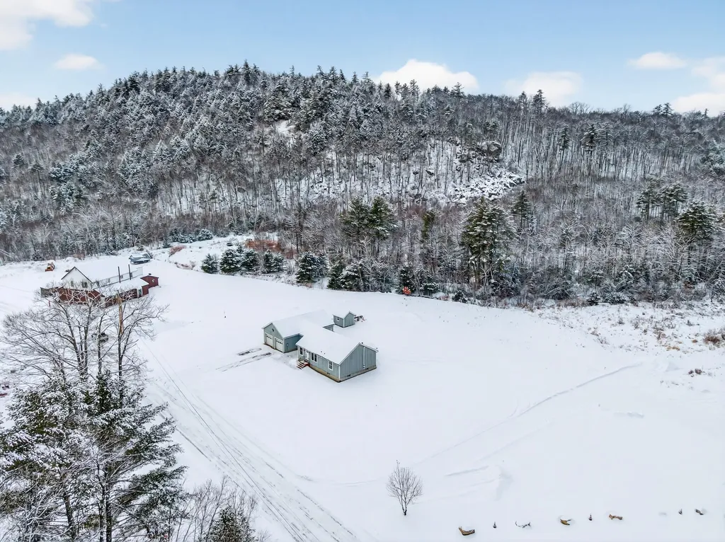 23 Robinson Way Bridgton ME 04009