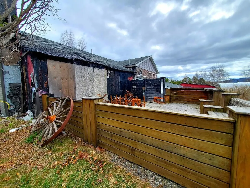 999 Main Road Eddington ME 04428