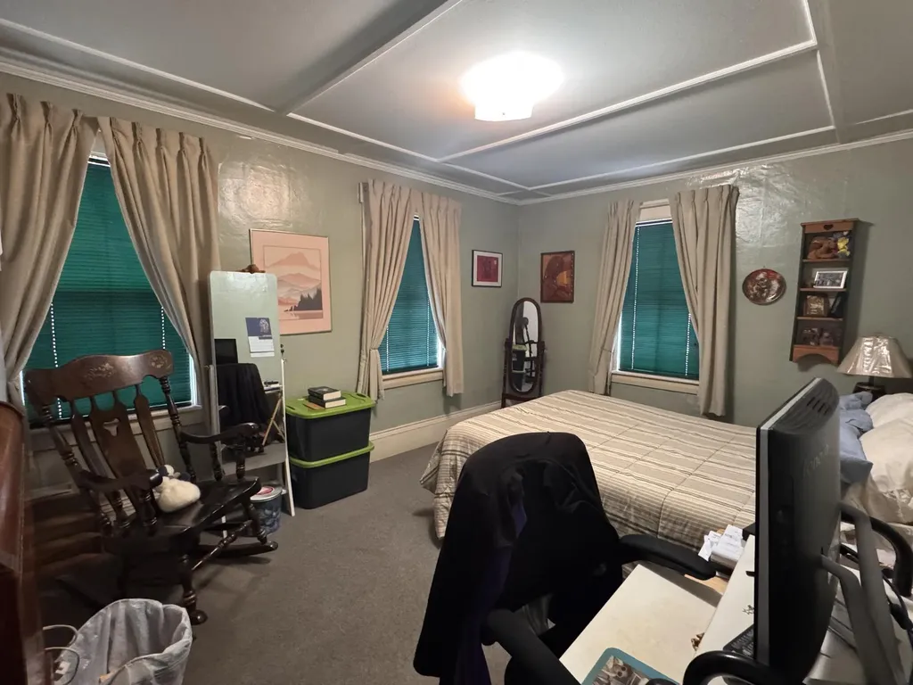 49 Ticonic Street Waterville ME 04901