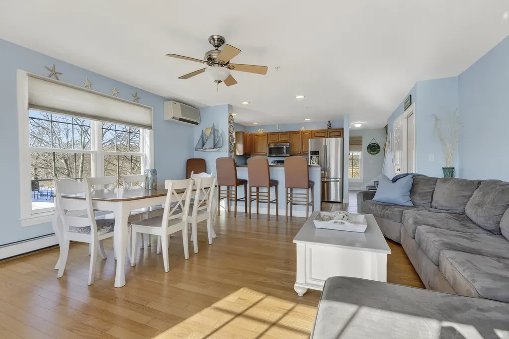 106 E Grand Avenue Old Orchard Beach ME 04064