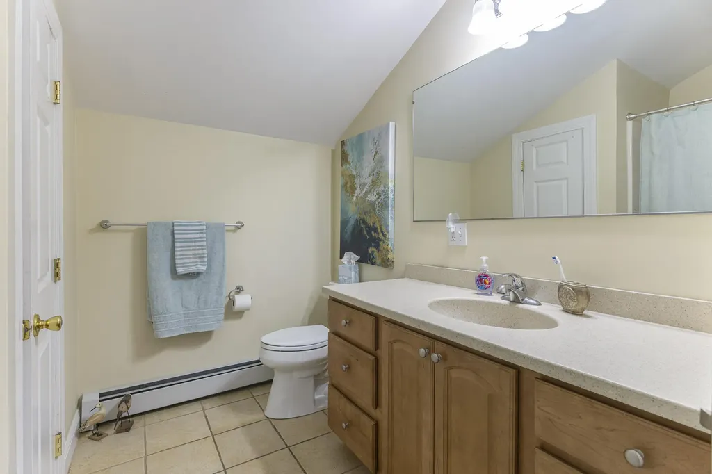 106 E Grand Avenue Old Orchard Beach ME 04064