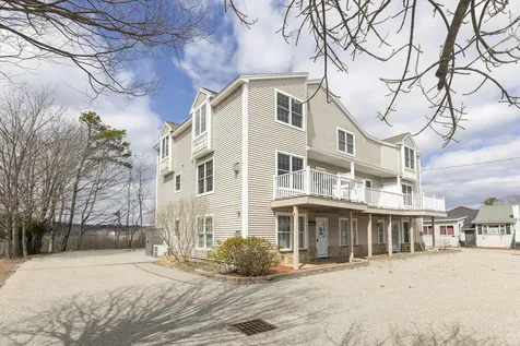106 E Grand Avenue Old Orchard Beach ME 04064