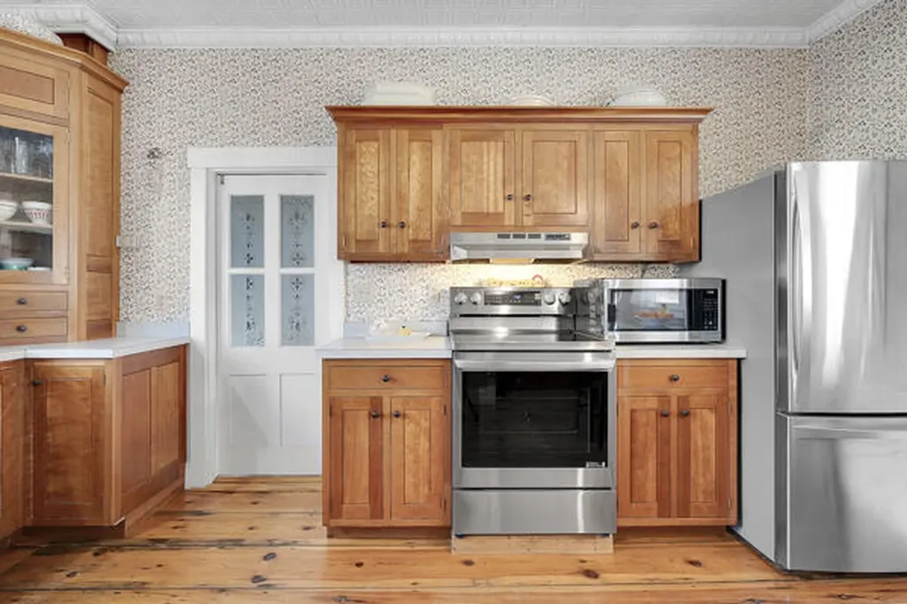 274 Front Street Richmond ME 04357