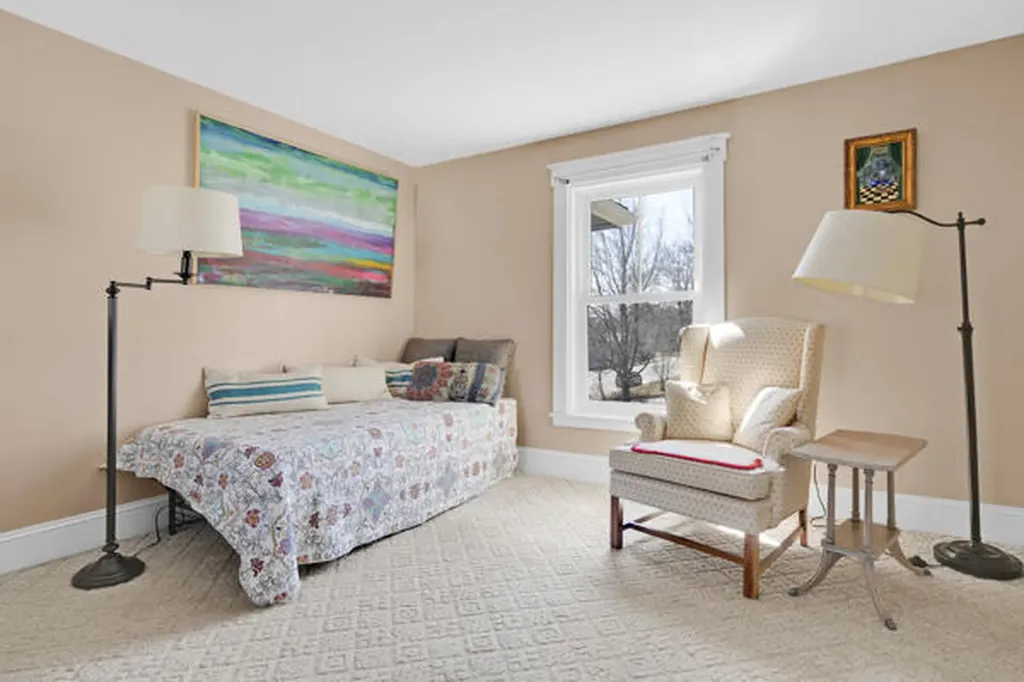 274 Front Street Richmond ME 04357