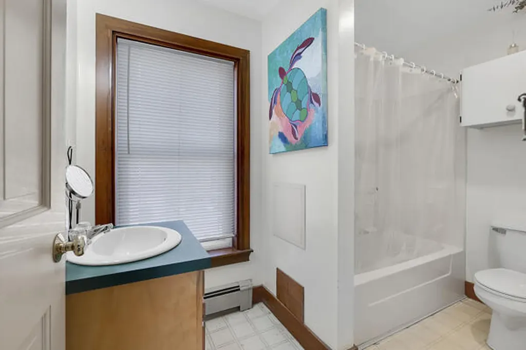 274 Front Street Richmond ME 04357