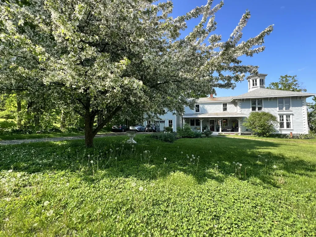 274 Front Street Richmond ME 04357
