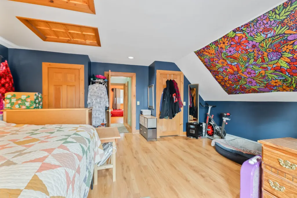 88 Pine Street Madison ME 04950