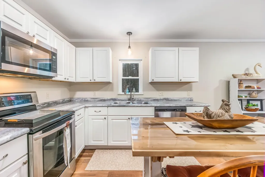 1266 W Ridge Road Cornville ME 04976