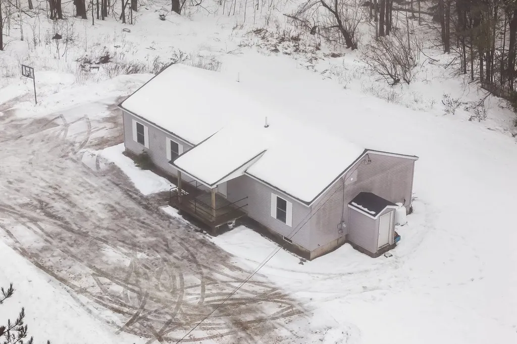 1266 W Ridge Road Cornville ME 04976