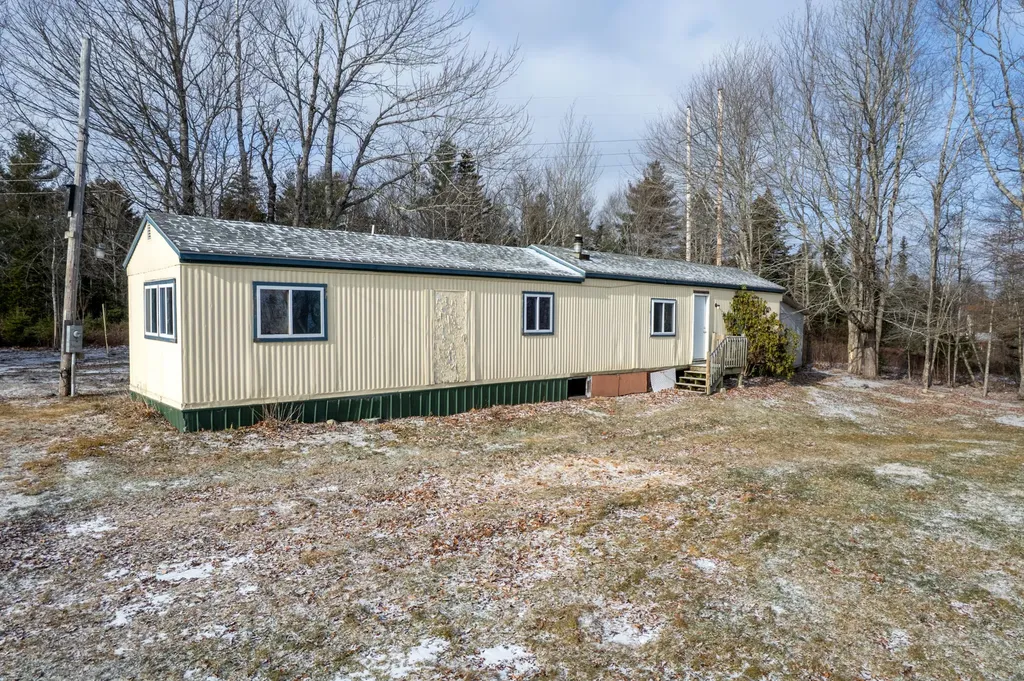 282 Gary Moore Road Ellsworth ME 04605