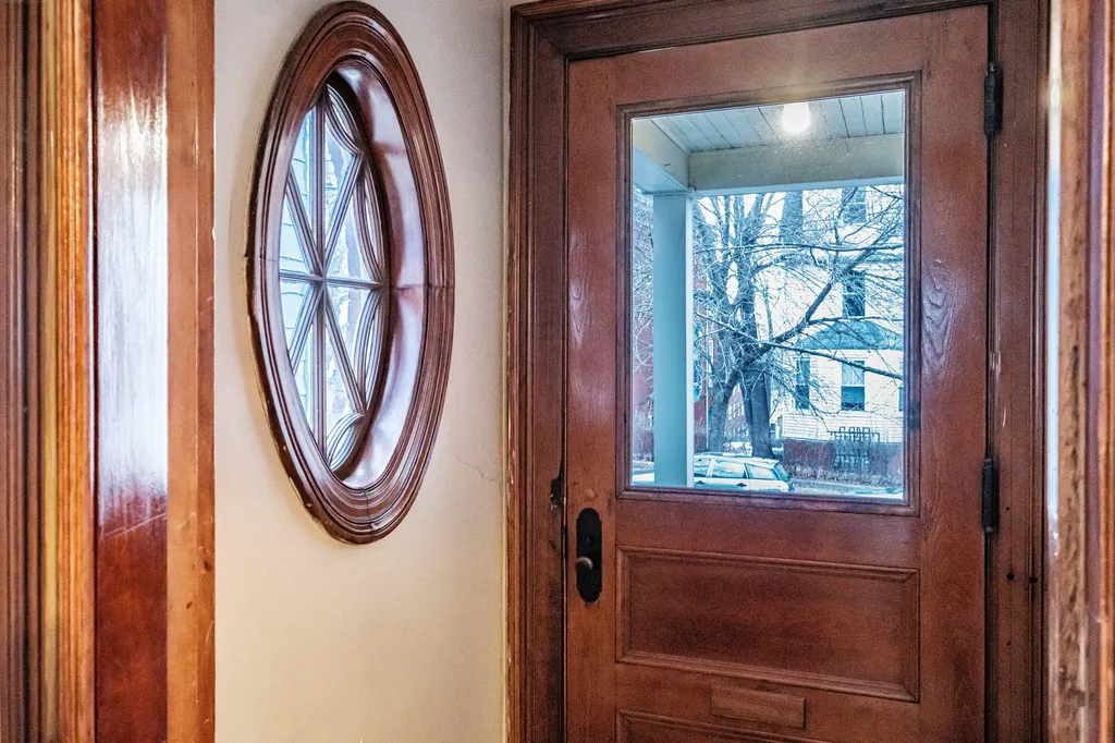 536 Cumberland Avenue Portland ME 04101