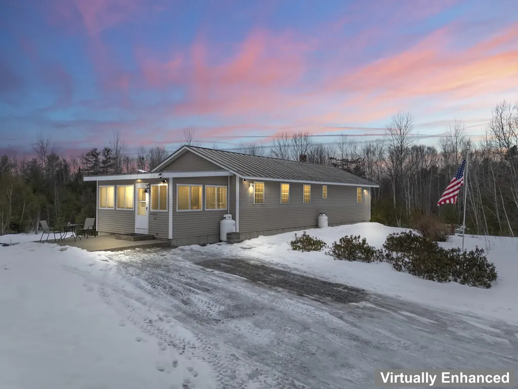 25 Old Bingham Road Solon ME 04979