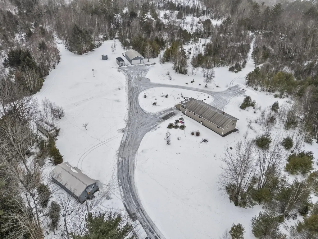 25 Old Bingham Road Solon ME 04979