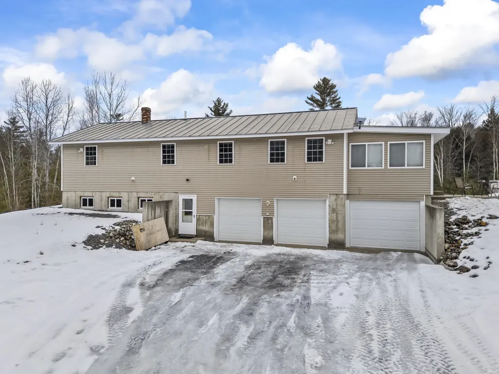 25 Old Bingham Road Solon ME 04979