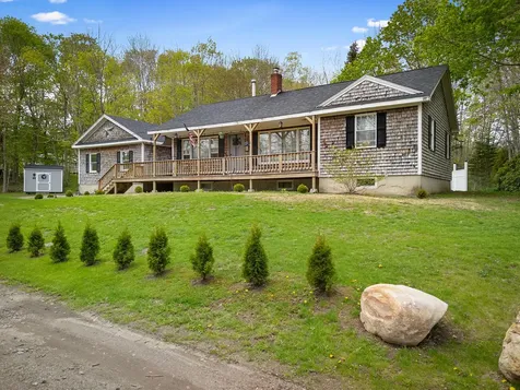 18 Trunnel Lane Friendship ME 04547