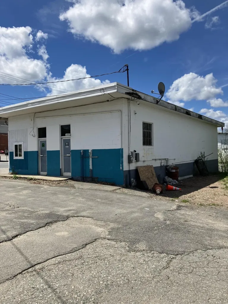 476 Main Street Calais ME 04619