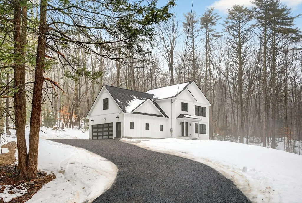 1595 U.s. 1 Route Freeport ME 04032