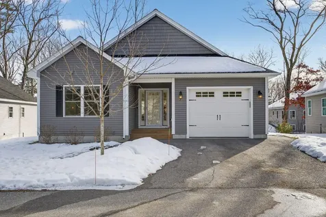 7 Aquatic Way Windham ME 04062