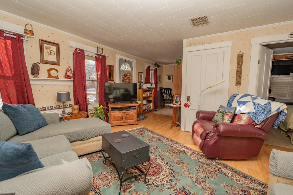 21 Pleasant Street Milo ME 04463