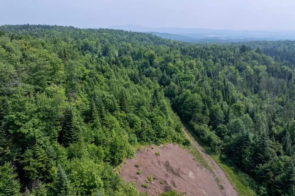 M31&M27 L10, 11 & 3 Madawaska ME 04732
