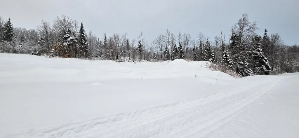 M31&M27 L10, 11 & 3 Madawaska ME 04732