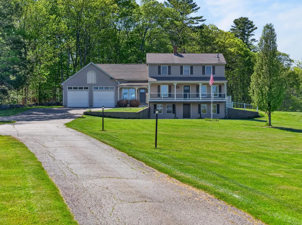 467 Bay Road Bowdoinham ME 04008