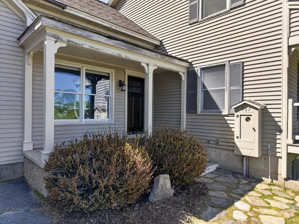 467 Bay Road Bowdoinham ME 04008