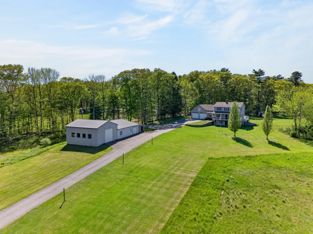 467 Bay Road Bowdoinham ME 04008