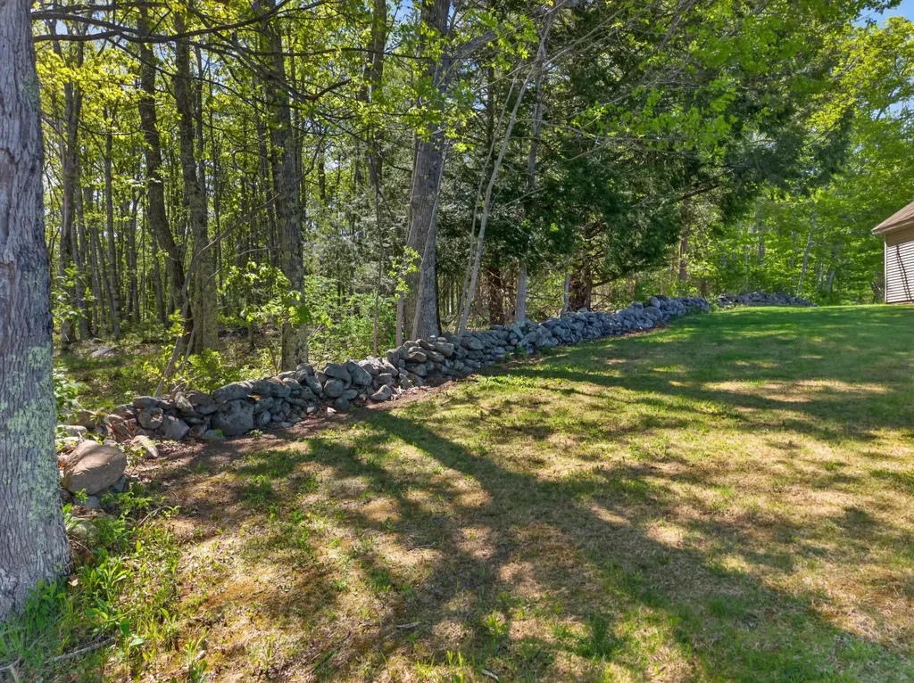 467 Bay Road Bowdoinham ME 04008