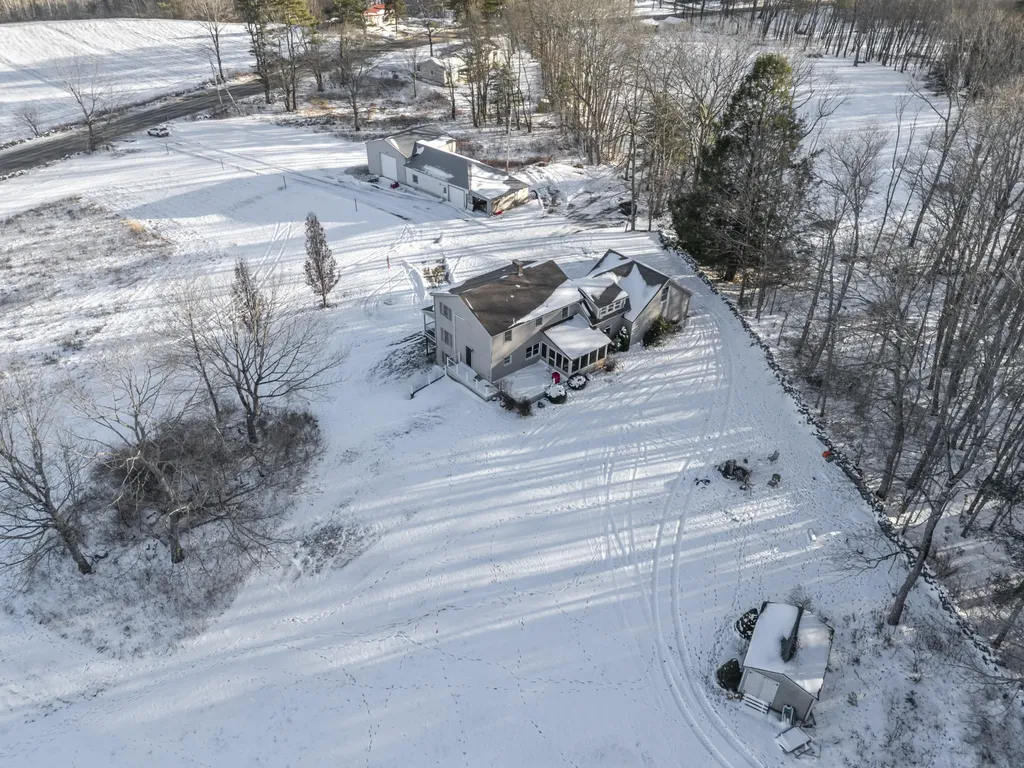 467 Bay Road Bowdoinham ME 04008