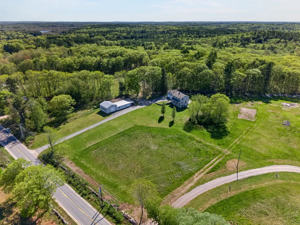 467 Bay Road Bowdoinham ME 04008