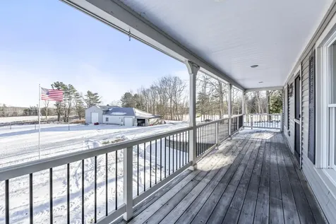 467 Bay Road Bowdoinham ME 04008