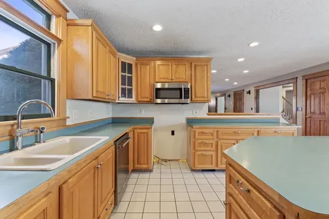 467 Bay Road Bowdoinham ME 04008