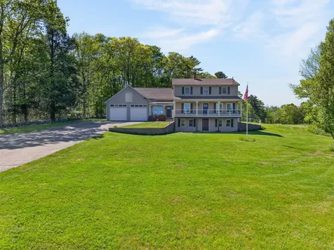 467 Bay Road Bowdoinham ME 04008