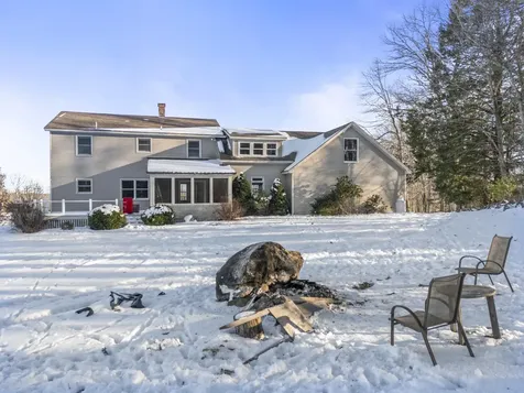 467 Bay Road Bowdoinham ME 04008