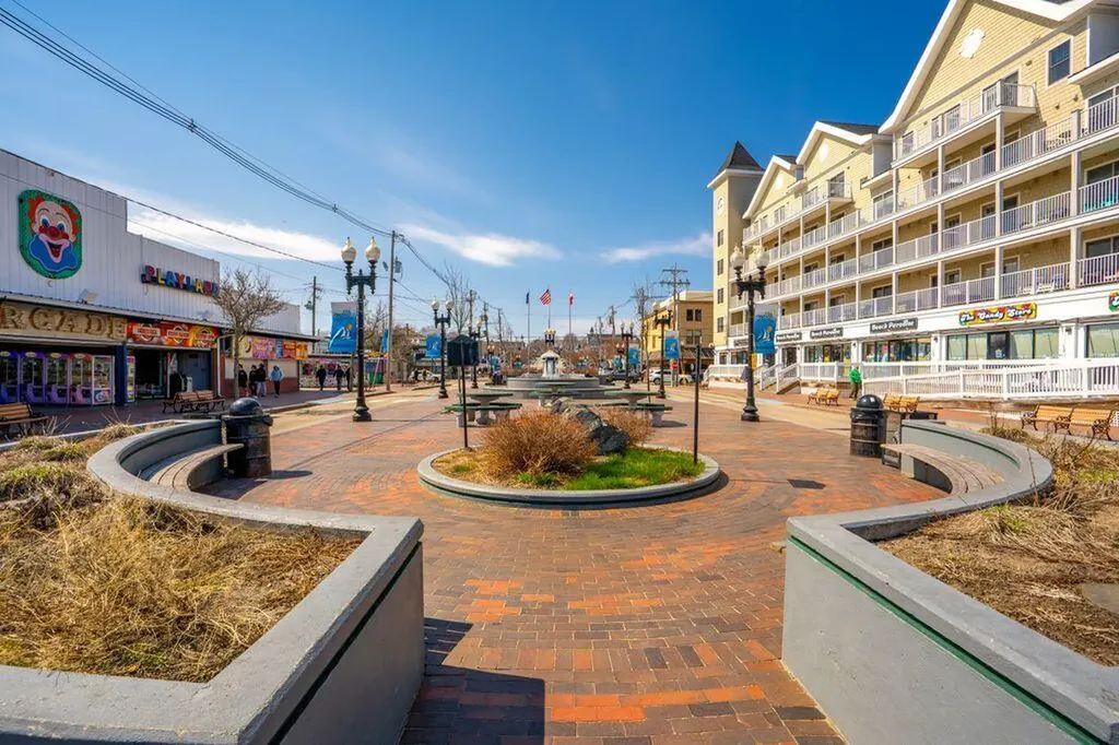 1 Jeannette Avenue Old Orchard Beach ME 04064