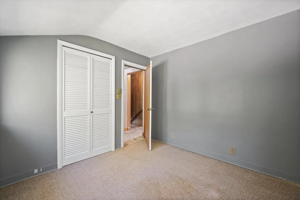47 Chase Road Baileyville ME 04694