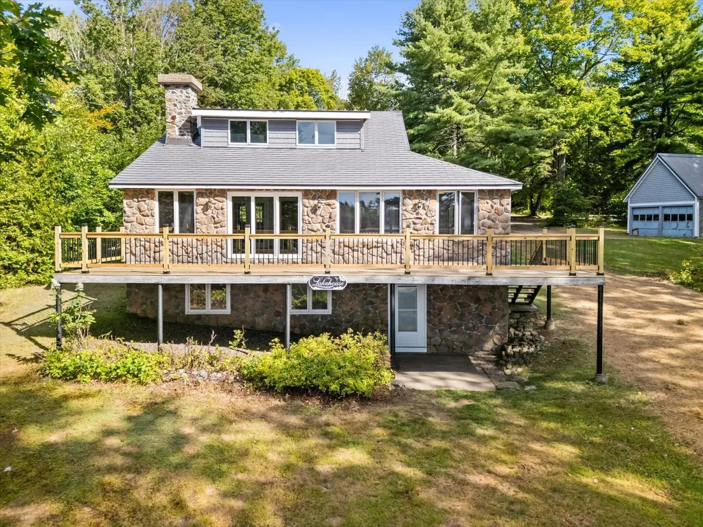 47 Chase Road Baileyville ME 04694